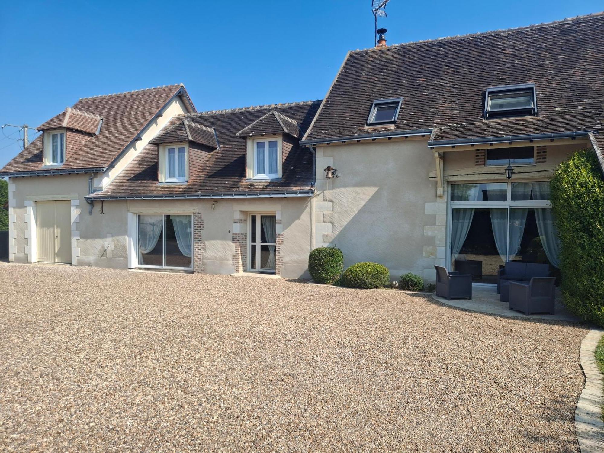 Bed and Breakfast Les Jarrieres Dame-Marie-les-Bois Exterior foto